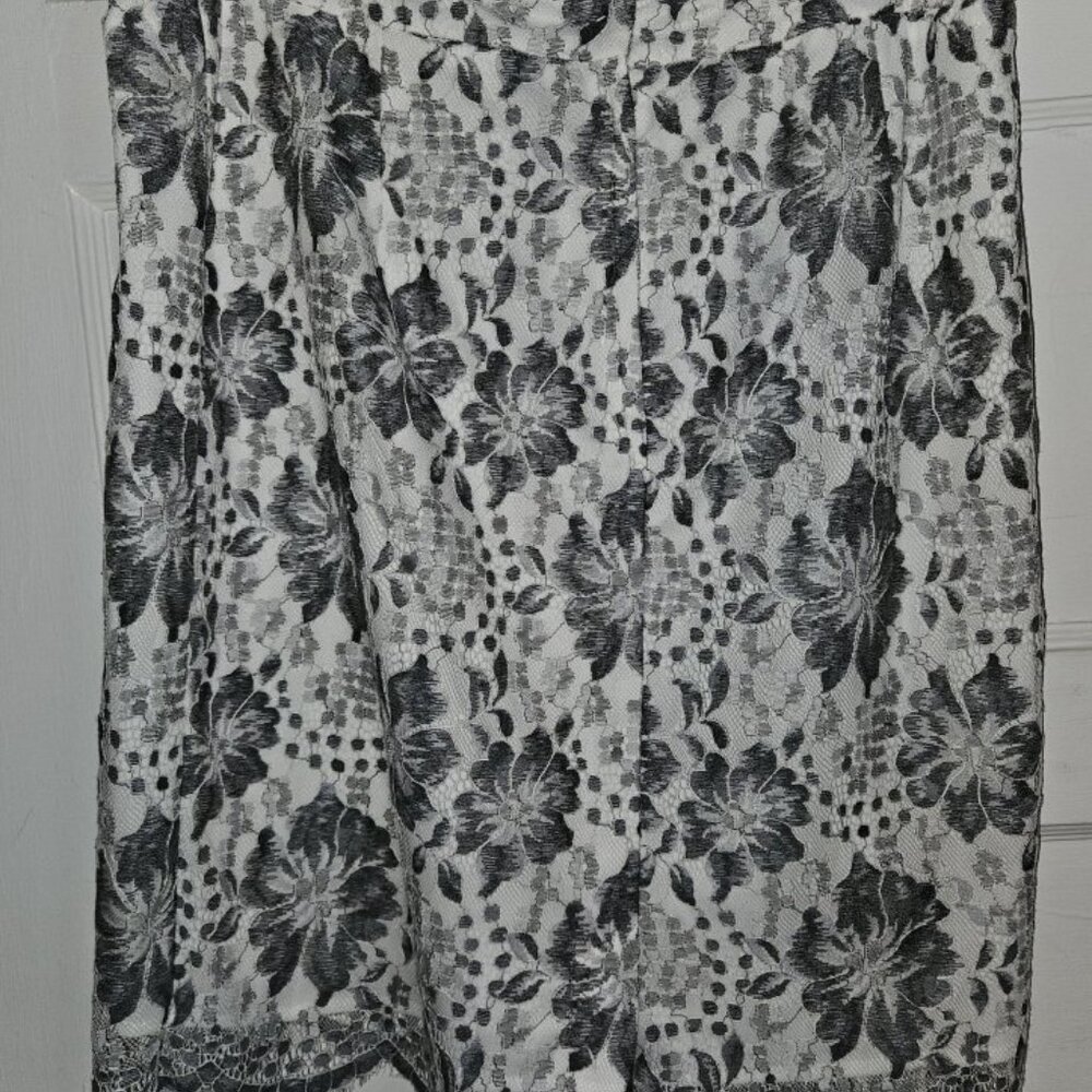 CREATION L Gray Floral Print Fully Lined Lace Skirt Ladies Size 10 - Picture 6 of 6